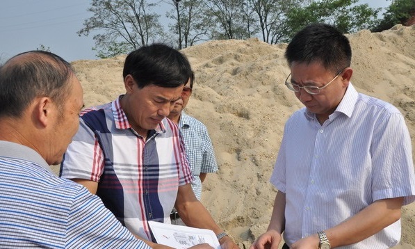县委书记龚德汉为帮联对象兴隆米业做大富硒产业办实事
